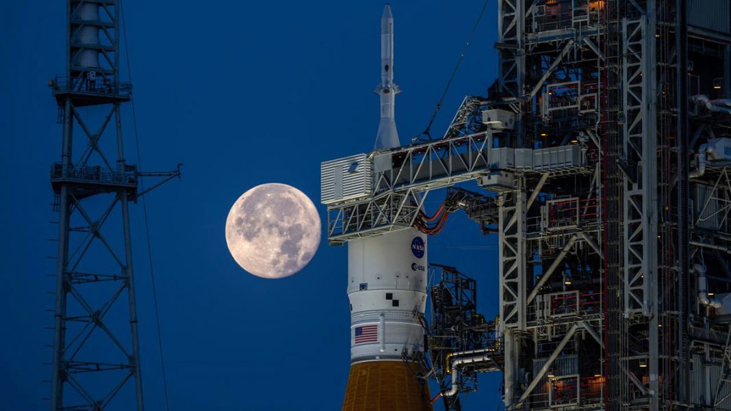 la-nasa-volvera-a-intentar-lanzar-la-mision-no-tripulada-a-la-luna