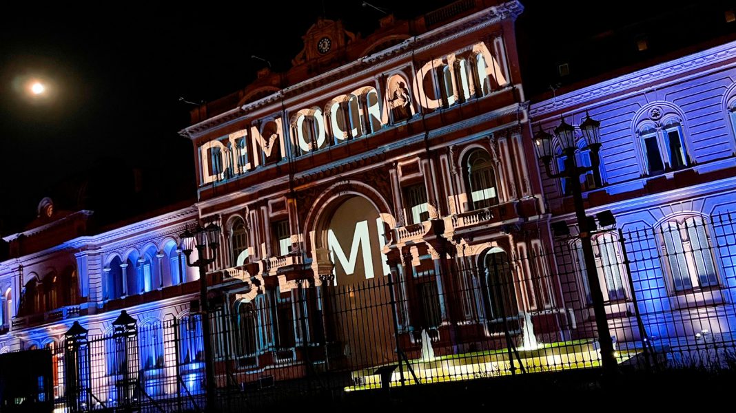 dirigentes-y-organismos-de-ddhh-llamaron-a-“cuidar-y-defender”-la-continuidad-democratica